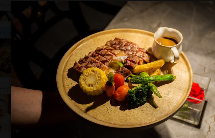 Một steakhouse tốt xem cuộc trao đổi đó là phần bình thường của dịch vụ.