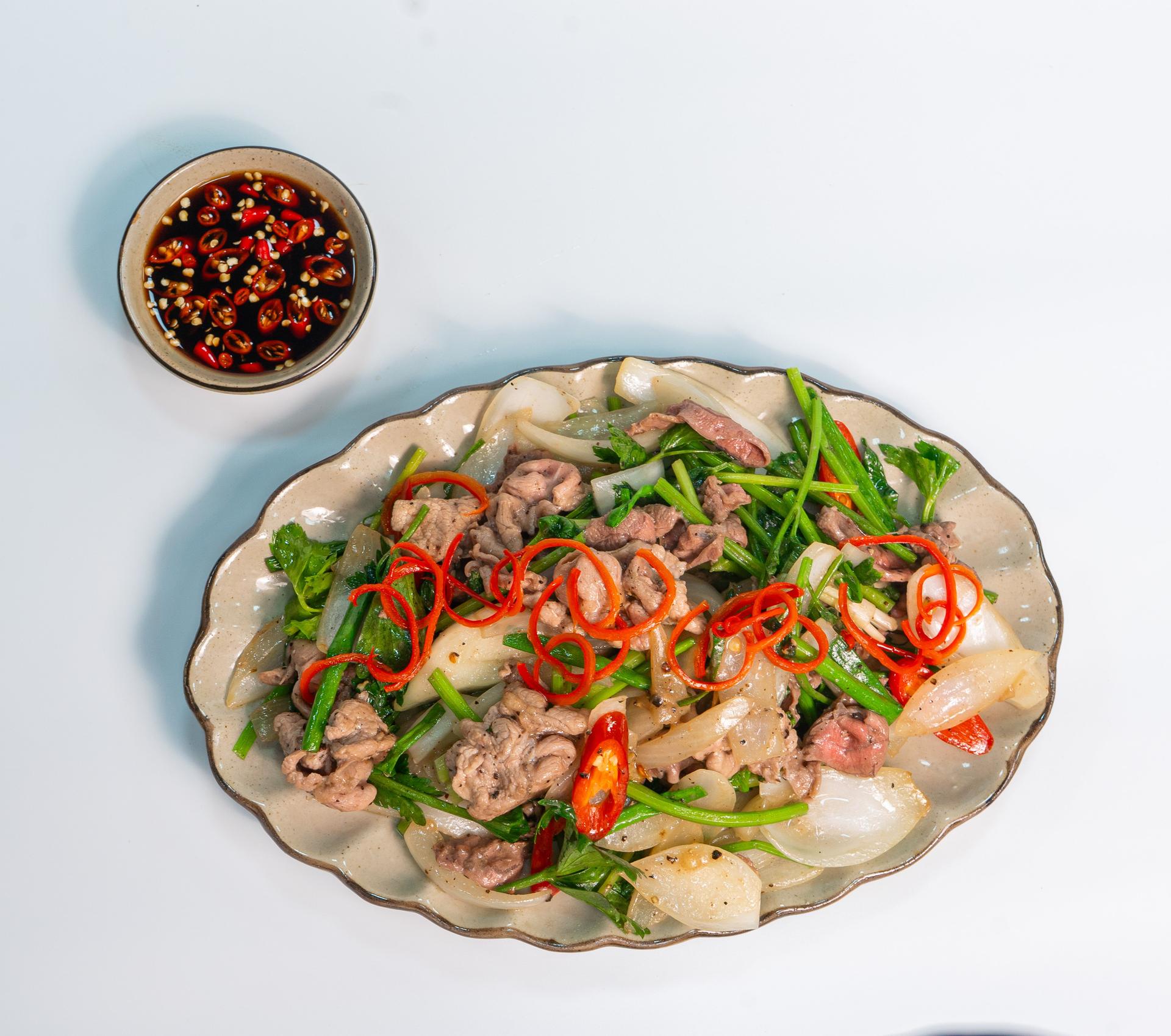 Bò Xào + Cơm Trắng