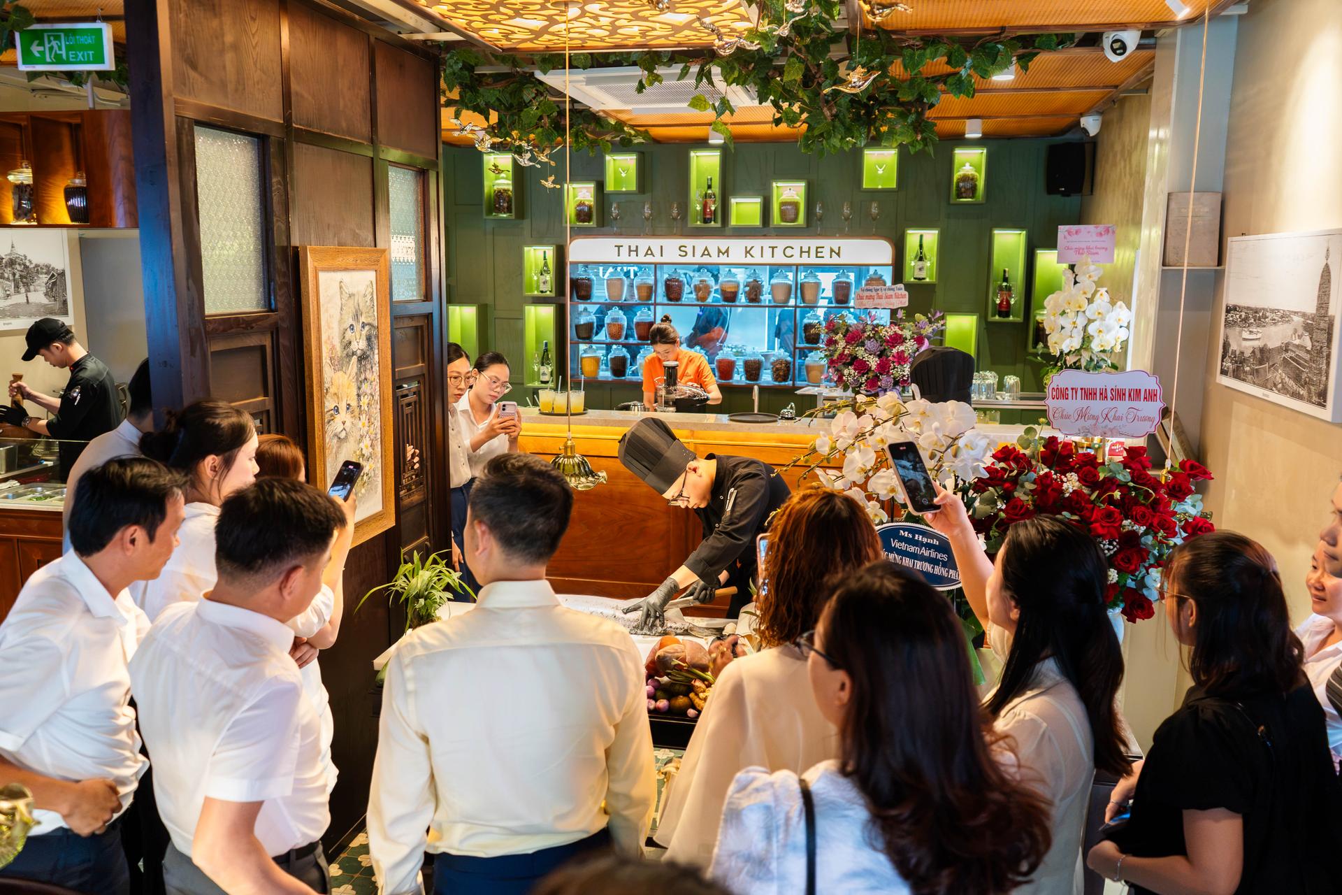 THAI SIAM KITCHEN – TỪ MỘT CĂN BẾP THÁI ĐẾN NHỊP CẦU ẨM THỰC VÀ VĂN HÓA VIỆT NAM – THÁI LAN