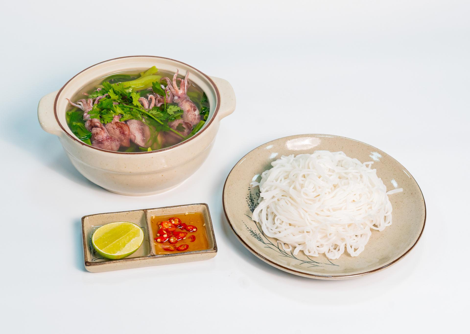 Canh Mực Rau Muống