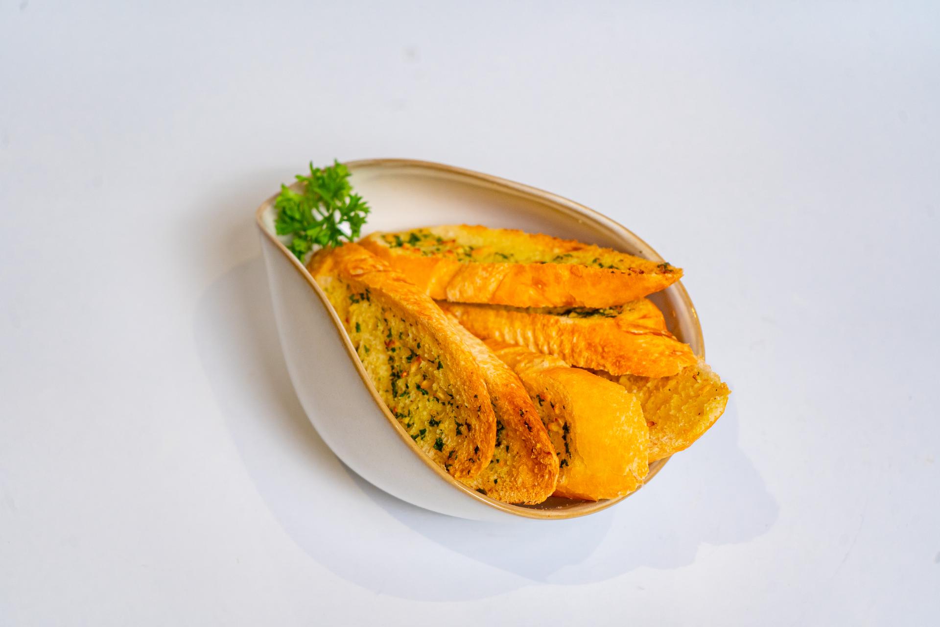 Bánh Mì Tỏi