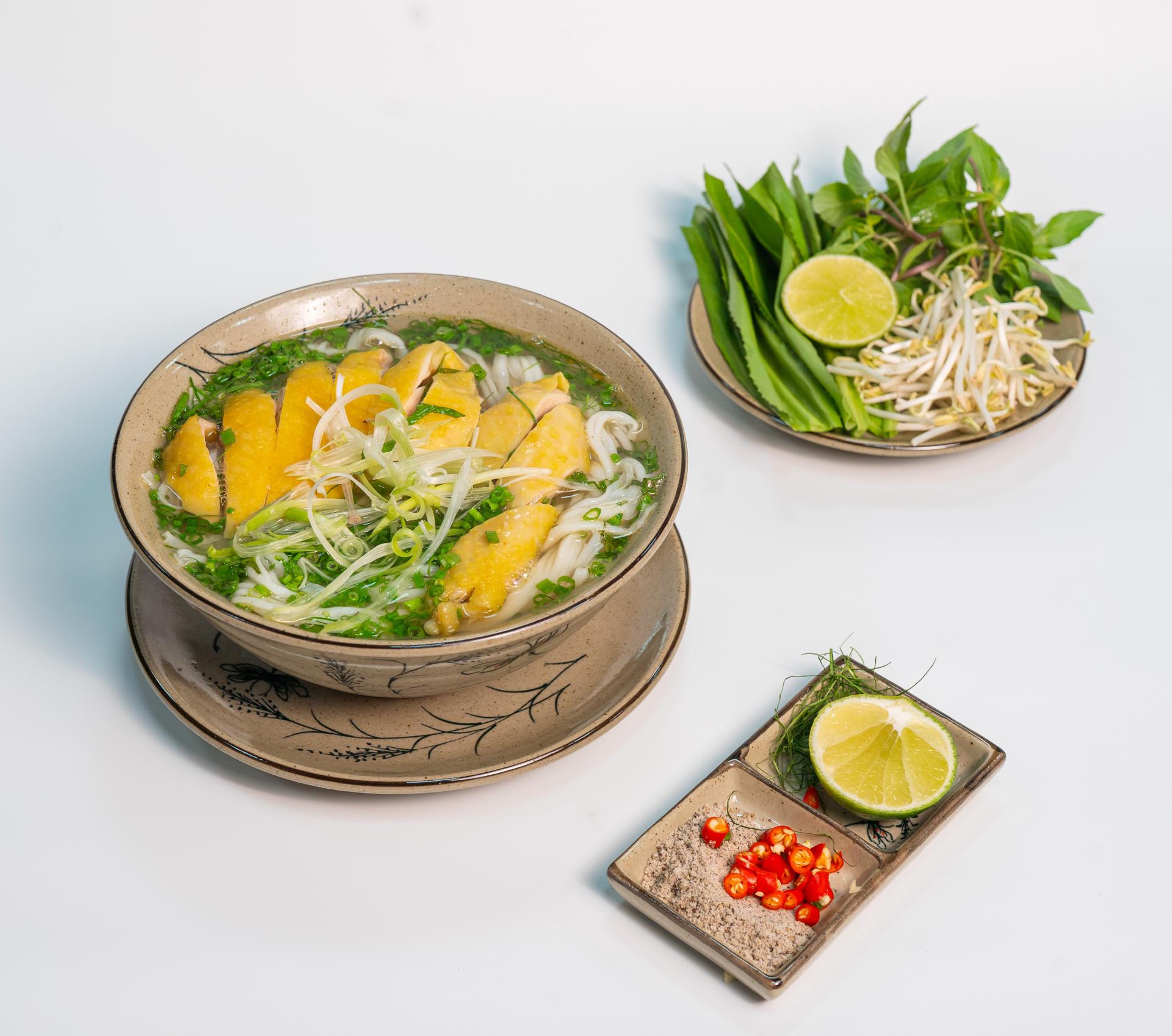 Phở Đùi Gà